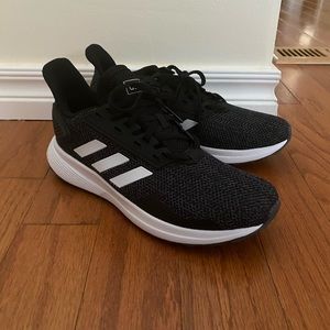 Adidas running shoes 7.5